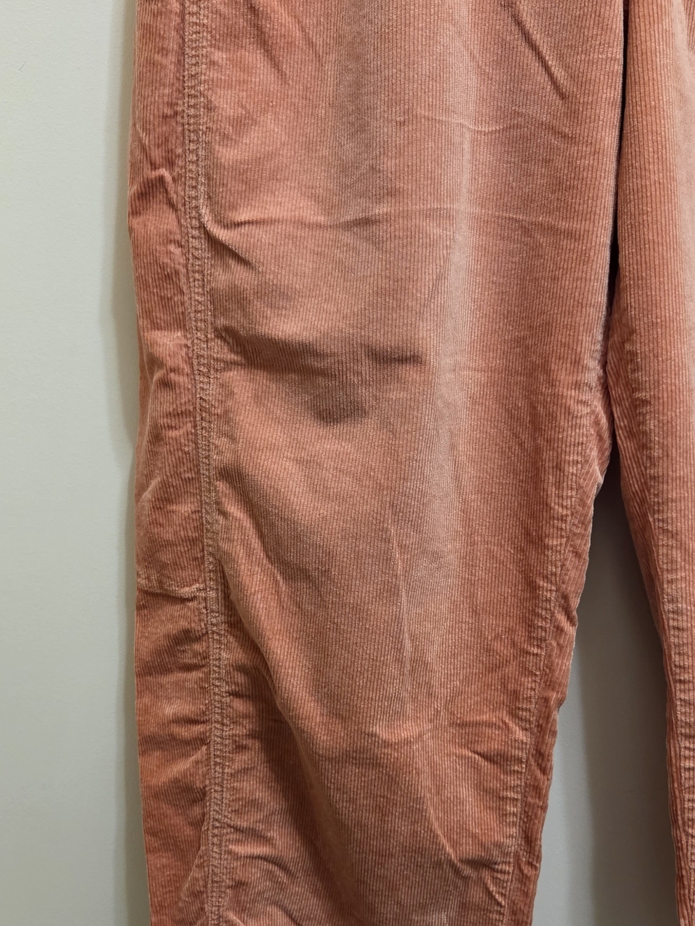 Pilcro Kenna Mid-Rise Heritage Barrel Corduroy Pants Sz32 - Picture 4 of 7